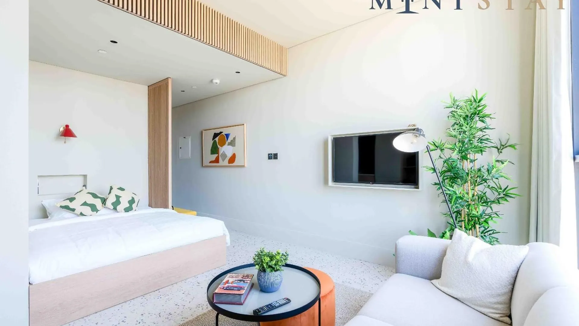 Upside Living, Burj Khalifa View, Business Bay - Mint Stay Dubai 0*,